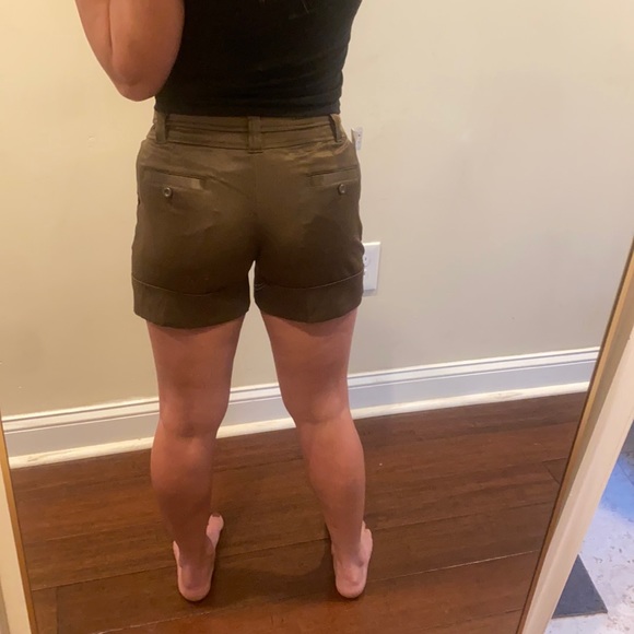 H&M Bronze Cuffed Button Fly Shorts Size 4 NWT - Picture 5 of 13